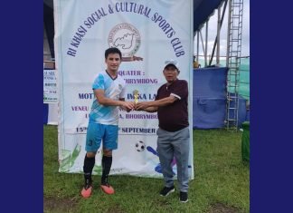 Bhoirymbong Knockout Football: Blue Bombers eclipse Kharsyntiew FC