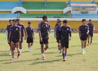 I-League: Shillong Lajong lose out to Churchill Brothers after both sides see red